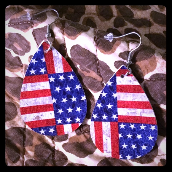 Jewelry - NEW! American Flag Faux Leather Drop Earrings